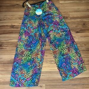 Brand new fun and beautiful swim cover pants size small